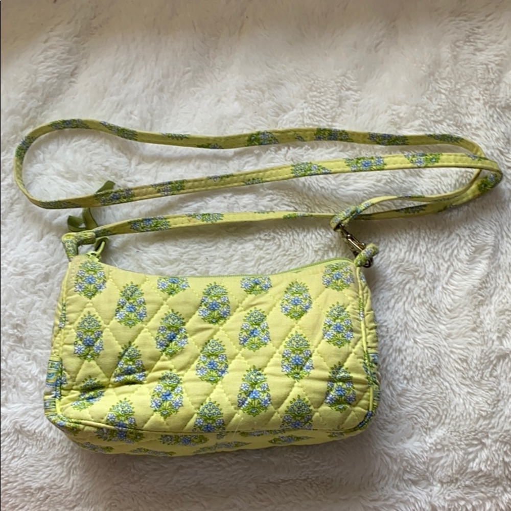 VERA BRADLEY CROSS BODY BAG